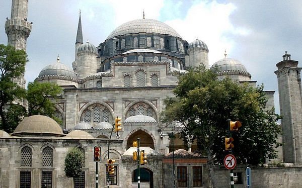 اثار المواقع التاريخية والسياحية في العالم المساجد